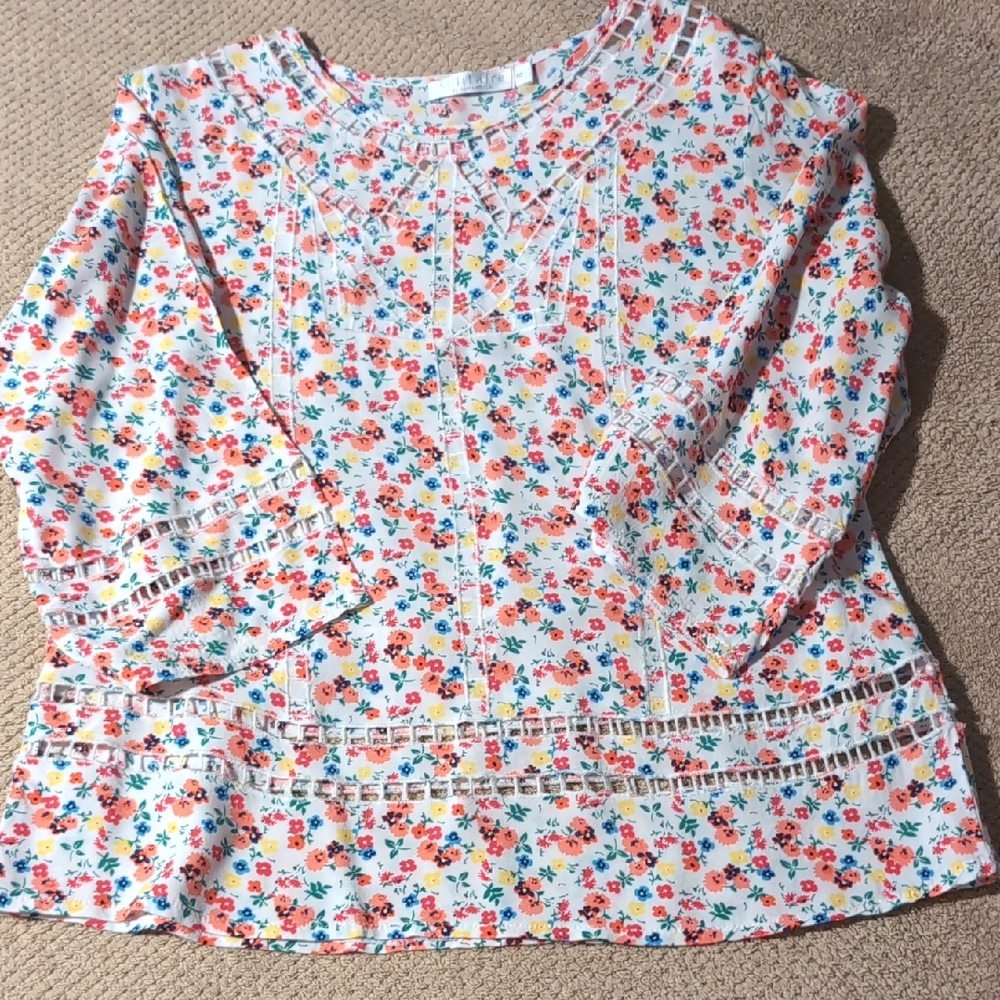 Solitaire Multicolor Floral Blouse